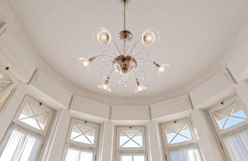 Tirrenia Apartment | Luminosity by the sea