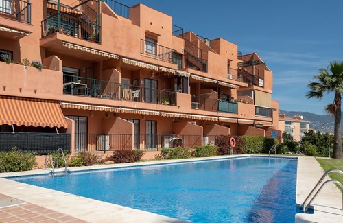 Costa del Sol Apartment | Luminoso Apartamento Frente al mar con Acceso Directo a la Playa