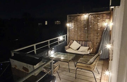Municipality of Utrecht Apartment | Luminous Loft 40m2 - Free Parking + 2 Free Bikes