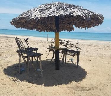 Nilaveli House | Luna Beach Hotel