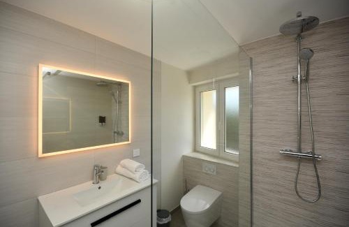 Saint-Louis Apartment | LUNAR, proche frontière Basel, Free parking