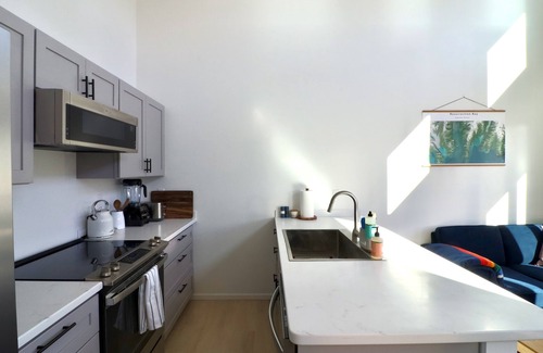 Seward House | Lupine Lodge with Mountain Views