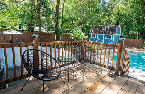 Old Seminole Heights Villa | Lush 3-bedroom Villa with Pool