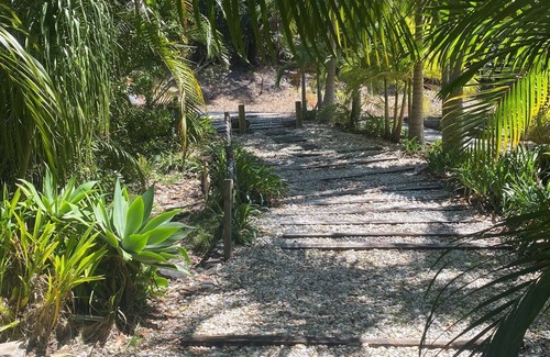 Elizabeth Beach House | Lush Beach Retreat just minutes walk from beautiful beaches
