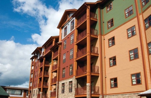 Sevierville Condo | Lush Club Wyndham Great Smokies Lodge, 2 Bedroom Deluxe