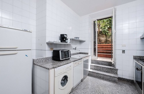 Monteverde Apartment | Lush Garden Steps Away from Great Park