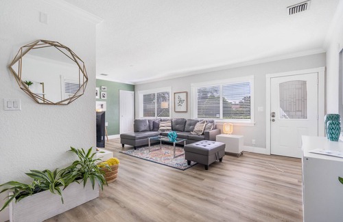 Parker Ridge House | Lush Gardens, Heated Pool, Tiki Bar, 2BR Private Home