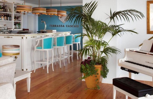 Quinta da Marinha House | Lush Gardens & Sea Views! FREE Parking, Close to Santa Marta Lighthouse Museum!