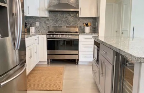 Hollywood Hills House | Lush Pool Home - Hot Hollywood Location!