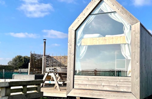 Brightlingsea Cottage | Lushna Petite 5 at Lee Wick Farm Glamping