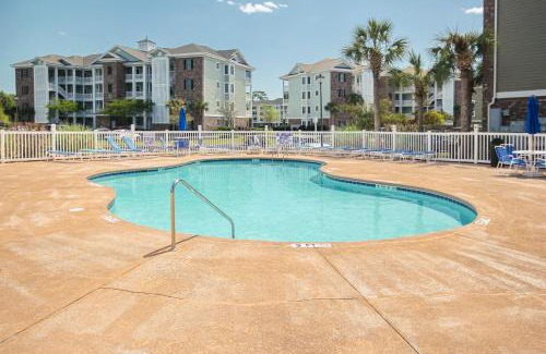 Central Myrtle Beach Apartment | Luster Leaf 105
