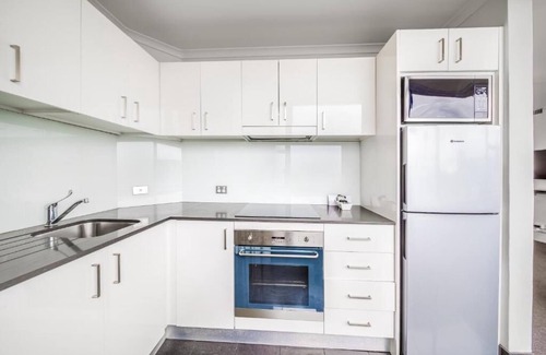 Darlinghurst Apartment | Lux 2 Bedroom Apartment at College Street, Sydney CBD
