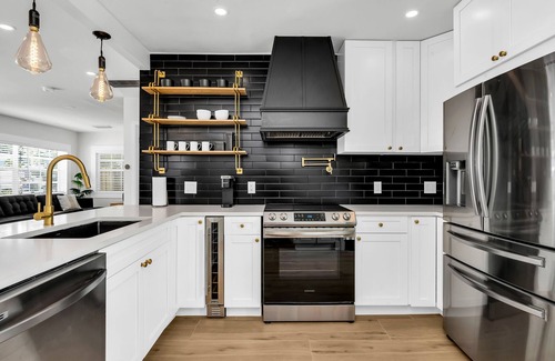 Victoria Park House | LUX 3 Bedroom - Mins to Beach, Downtown & Las Olas