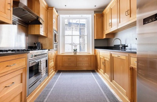 Paddington House | Lux 5 Bed Townhouse by Buckingham Palace - Sleeps 12