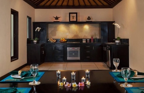 Central Seminyak Villa | Lux 5 BR with Driver, Heart of Seminyak