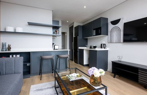 Windermere Apartment | Lux 900 Stunner on Florida
