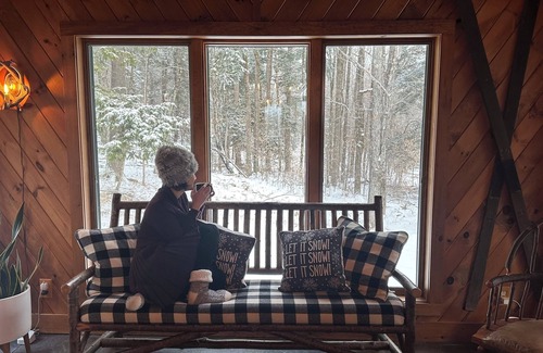 Windham Ski Chalet | Lux Chalet-Ski View. 2 Fireplaces. Pool. Hot Tub. Sauna. 5 min from Windham Ski