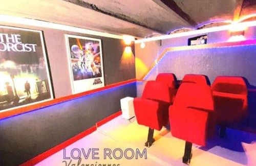 Aulnoy-lez-Valenciennes Apartment | Lux, chambre spa privatif Valenciennes