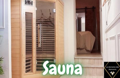 Aulnoy-lez-Valenciennes Apartment | Lux, chambre spa privatif Valenciennes