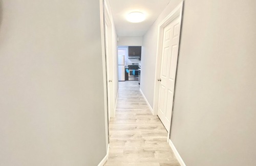 Tri-Taylor Apartment | LUX CONDO NEAR DOWNTOWN and now offering car rental service.