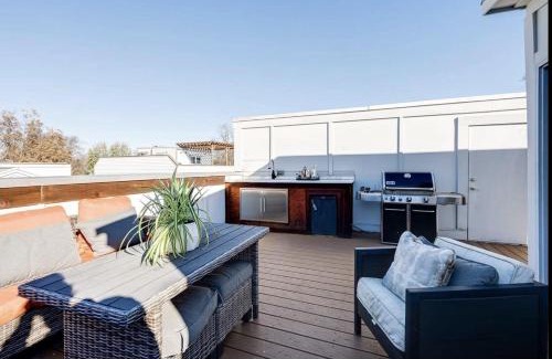 East Nashville House | Lux East Nash-Hot Tub & Rooftop Patio
