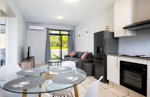 Ballito Apartment | Lux Garden Ballito Groves 1101