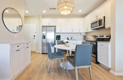 North Park Apartment | LUX North Park Modern 2BR~King Beds~Workspaces~Parking