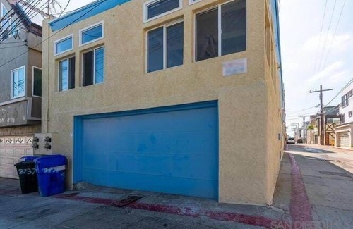 Central Mission Beach Apartment | Lux OceanViews Mission Beach Surfboard AC Parking