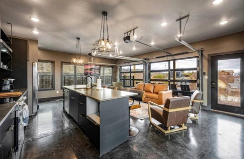 Chalet Village North Cabin | Luxe 2 bedroom rustic yet modern cabin with Pool