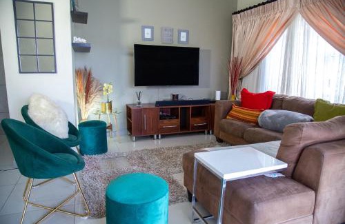 Kareeberg Apartment | LUXE 25 On Eagle