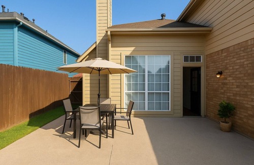 Frisco House | Luxe 3B Cozy, Spacious Home | 5-Star Stay in Frisco