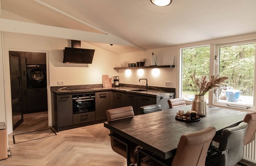 Exloo House | Luxe 6 Persoons Vakantiehuis Gelegen in Drenthe Tussen Emmen en Exloo