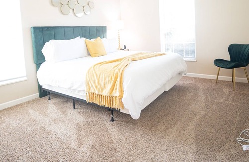 Easton Apartment | Luxe Cove located at Easton Town Center