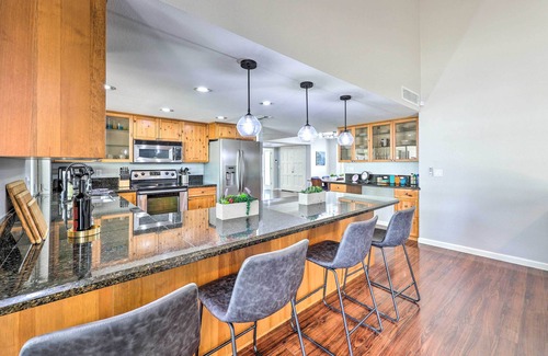 Buenavante House | Luxe Desert Home w/Heated Pool: 3 Mi to Kierland!