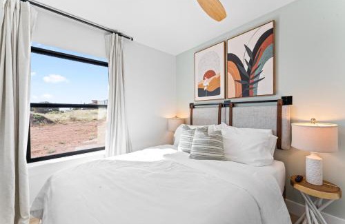 Valle Villa | Luxe Desert Tiny Home Glamping - Near Grand Canyon South Rim
