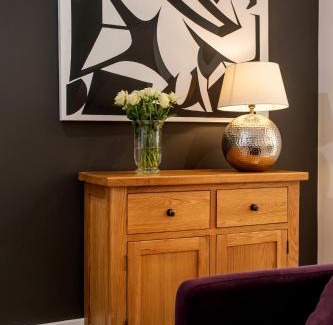 Newlyn House | Luxe Detached 3 Bed Luxe House on Exclusive Private Estate Close to Coast Free Hot Tub Sleeps 6 Private Parking for 2 Cars
