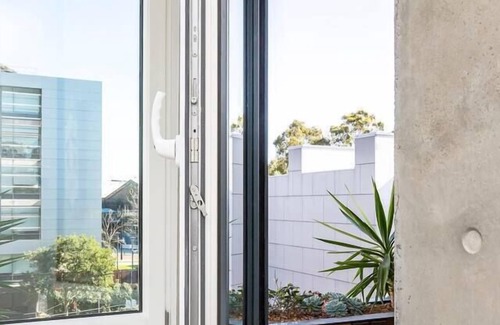 Alexandria Apartment | Luxe Eco Suite in Australias Greenest Building