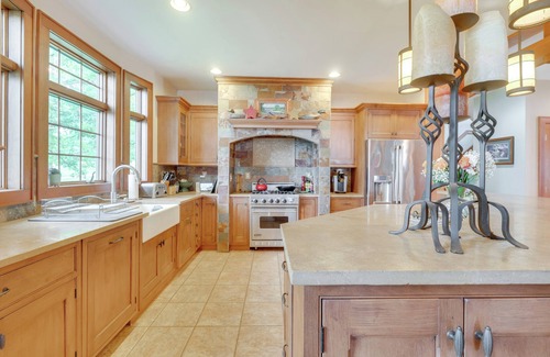 Middle Hope House | Luxe Family Home on Orange Lake w/Private Dock!