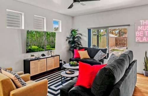 Mountainaire Cabin | Luxe Flagstaff Retreat w/ Epic Game Room + Yard