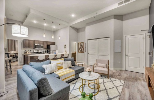 Gateway District Apartment | Luxe Flat w/Heated Pool & Sauna Gym Heart of DT