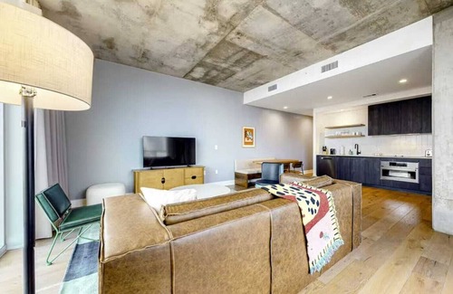 Rainey Street Historic District Condo | Luxe High Rise off of Rainey St.
