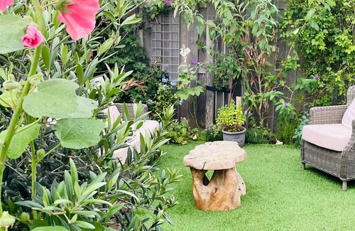 Noordwijk House | Luxe holiday house close to the sea with great private garden & jaccuzzi.