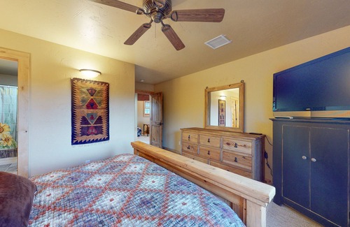 Loma Linda House | Luxe home with fireplace, private hot tub & National Forest views - dog-friendly