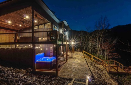 Topton Villa | Luxe Lakefront Villa w/Dock, Hot Tub & Fire Pit