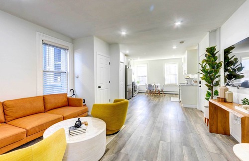 Harsimus Cove Apartment | 'LUXE Launch Pad' Apt in Walkable Location!