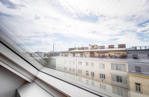 Stuwerviertel Apartment | Luxe Leopoldstadt 3BR w/Elevator & City view, nr Metro U2, by Blueground