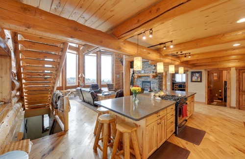 Madison County Cabin | Luxe Lodge in the Tetons for Large Group Retreats!