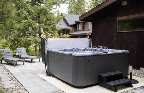 Cle Elum House | Luxe Lodge - Modern Suncadia 4BD - Pups Allowed