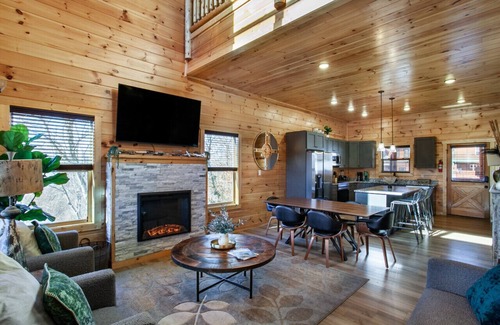 Sevierville Cabin | Luxe Lodge -View, Heated Pool, Hot Tub, Games!
