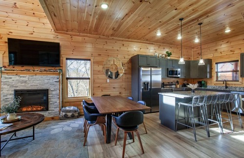 Sevierville Cabin | Luxe Lodge -View, Heated Pool, Hot Tub, Games!